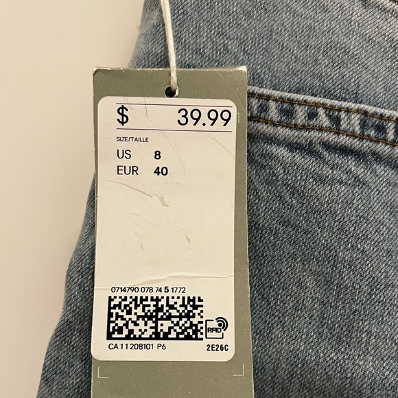 H&M Ultra high rise mom jeans - Picture 5 of 5